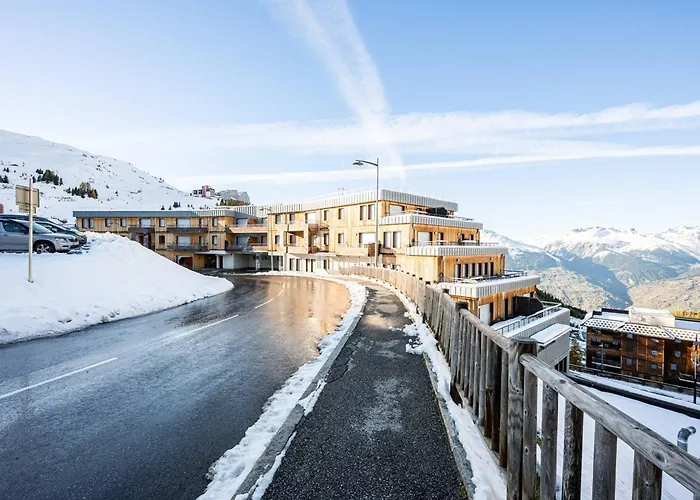 3 Pieces Neuf A Avec 2 Parkings, 4 Personnes - Fr-1-351-272