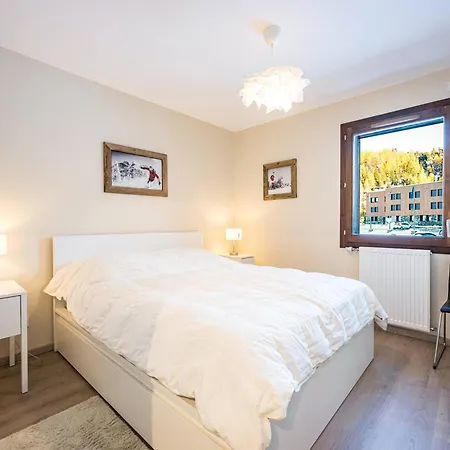 3 Pièces Neuf à Avec 2 Parkings, 4 Personnes - Fr-1-351-272 *