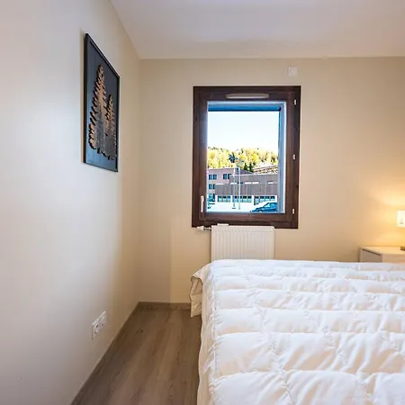 3 Pieces Neuf A Avec 2 Parkings, 4 Personnes - Fr-1-351-272 La Plagne