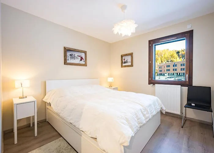 3 Pièces Neuf à Avec 2 Parkings, 4 Personnes - Fr-1-351-272 *